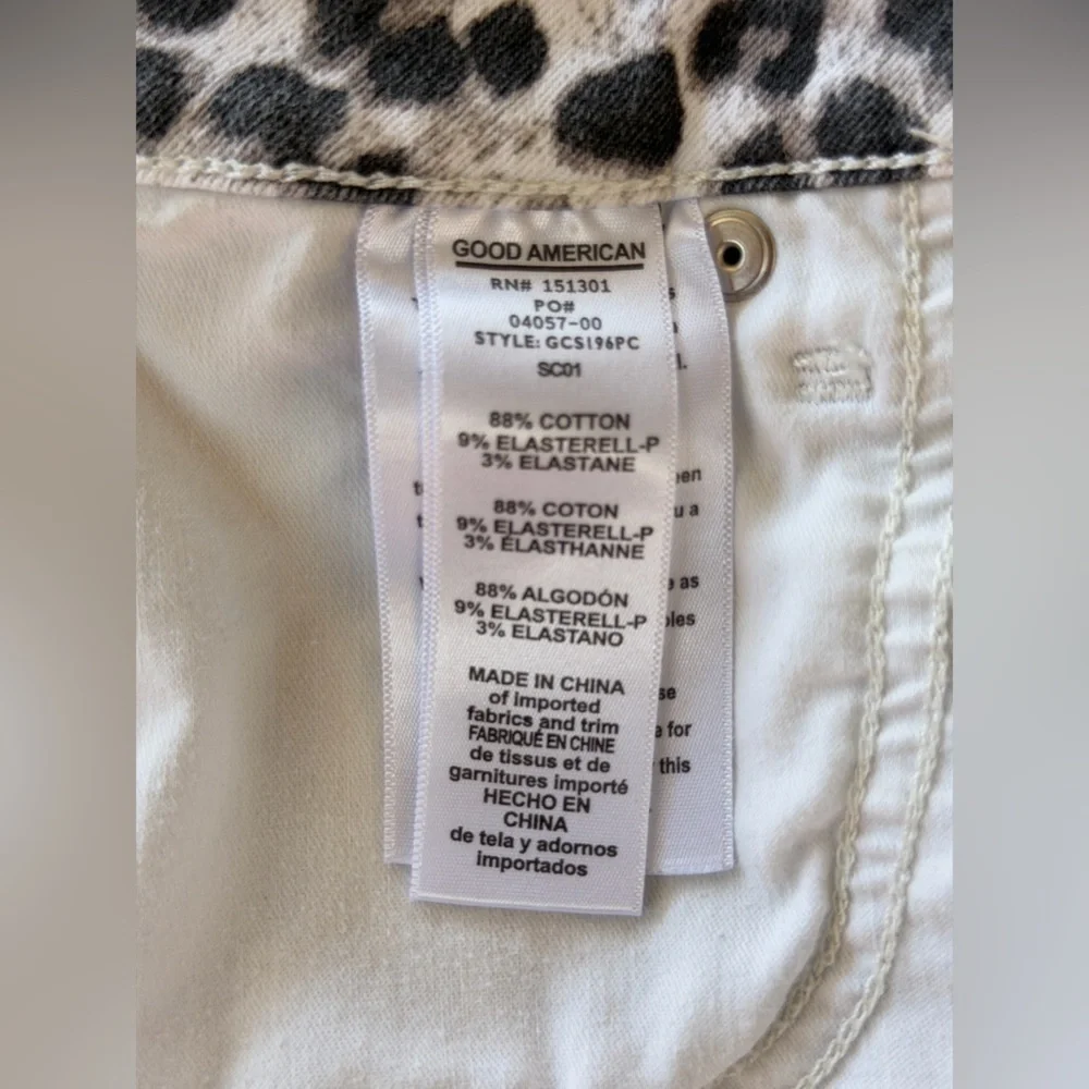 GOOD AMERICAN Animal Print Black/White Shorts 4/27 preowned - Picture 15 of 16